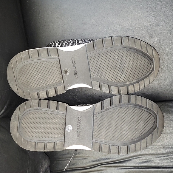 💕CALVIN KLEIN WOMEN'S HUE CRYSTAL STRETCH KNIT/NYLON BLACK FASHION SNEAKERS💕10 - Picture 17 of 17